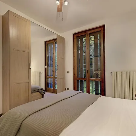 Lovely Flat With Shared Pool And Amazing View سالو