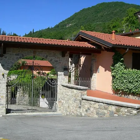 Lovely Flat With Shared Pool And Amazing View