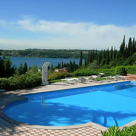 Lovely Flat With Shared Pool And Amazing View شقة